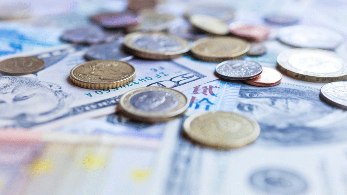 Requirements for foreign currency declaration for incoming and outbound passengers