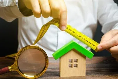 FBR engages state bank experts to revalue rates of property valuation