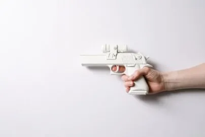 Firing incident on FBR officer in Lahore