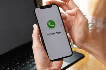 whatsApp not working all over the world