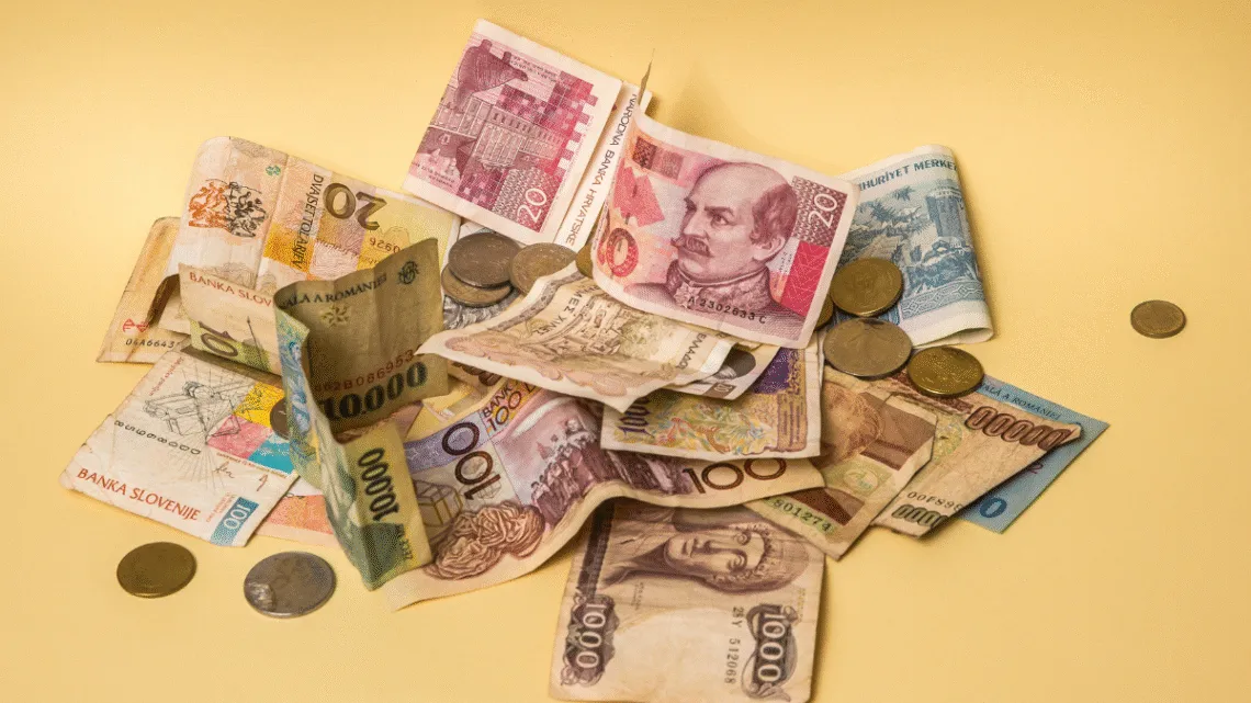 Foreign Currency Carriage Rules Limit to carry foreign currency for travelers